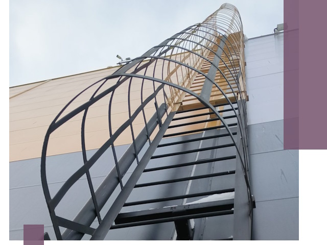 Изготовление и монтаж пожарных лестниц в Осинниках профессионально