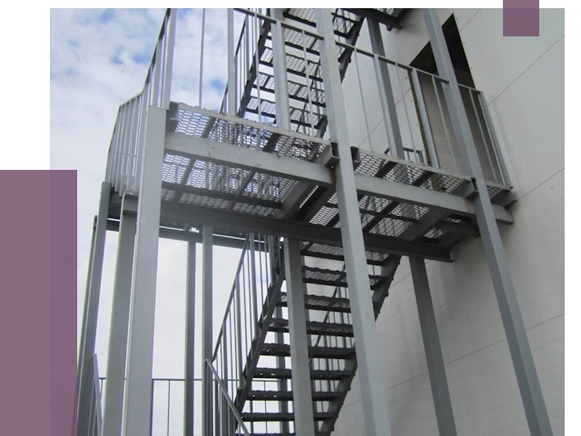 Монтаж пожарных лестниц в Осинниках от 7791 руб.