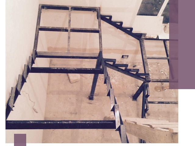 Монтаж лестниц на металлокаркасе в Осинниках быстро и качественно