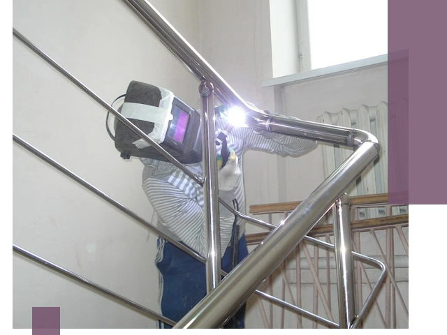 Монтаж перил и ограждений качественно в Осинниках