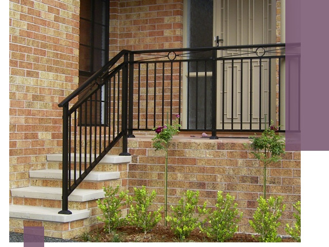 Уличные перила из металла под ключ в Осинниках