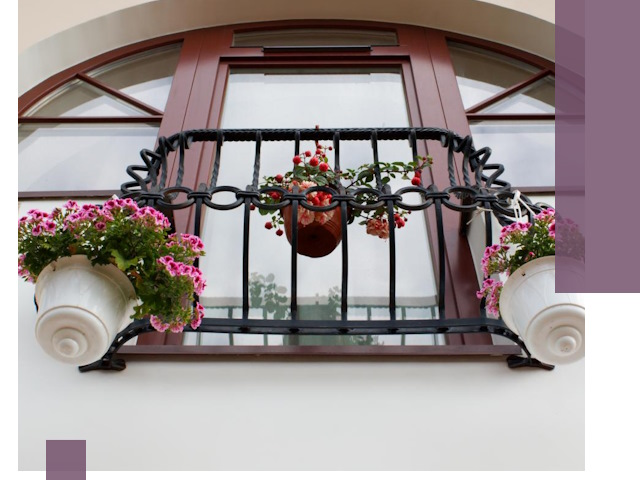 Изготовление и монтаж французских балконов в Осинниках