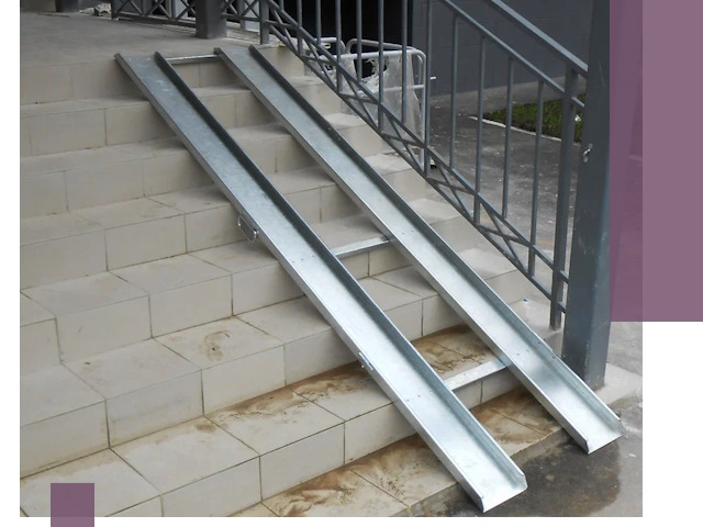 Пандусы для детских колясок в Осинниках: изготовление и монтаж