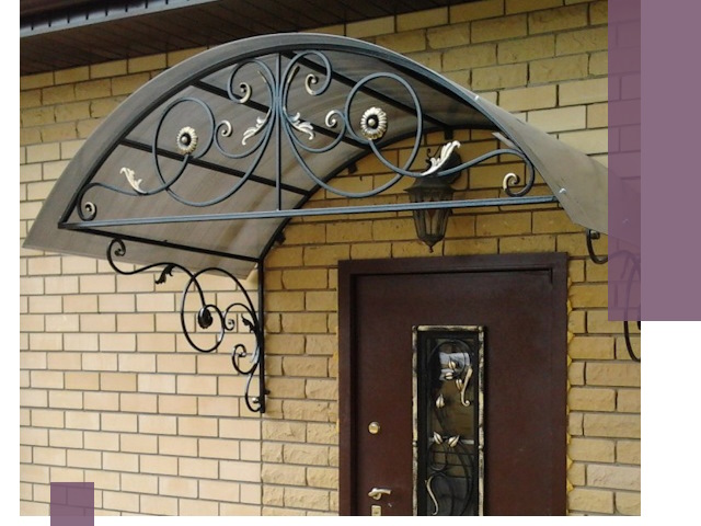 Изготовление козырьков из металла под ключ в Осинниках