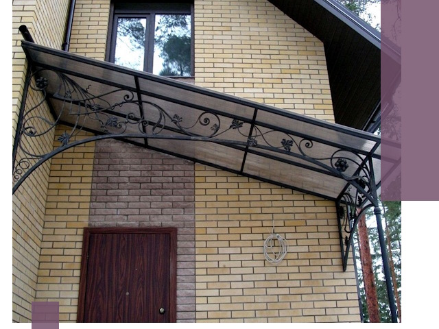 Односкатные козырьки из металла под ключ в Осинниках